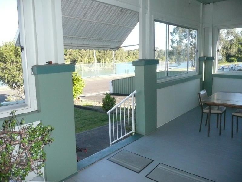 82 River Street, Taree NSW 2430