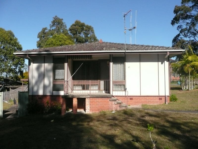 24 Valerie Street, Taree NSW 2430