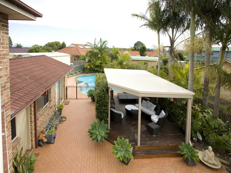 3 Kamala Close, Old Bar NSW 2430