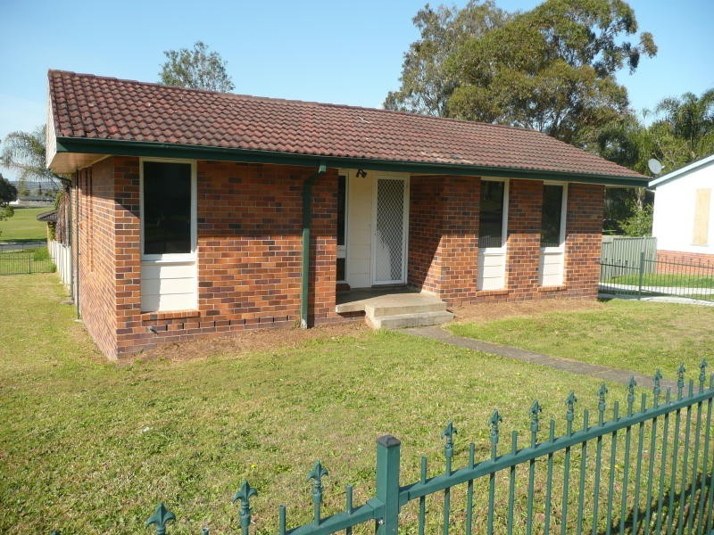 5 Pindari Crescent, Taree NSW 2430