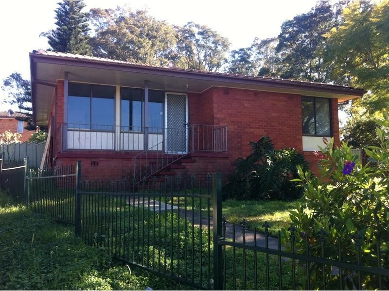 18 Valerie Street, Taree NSW 2430