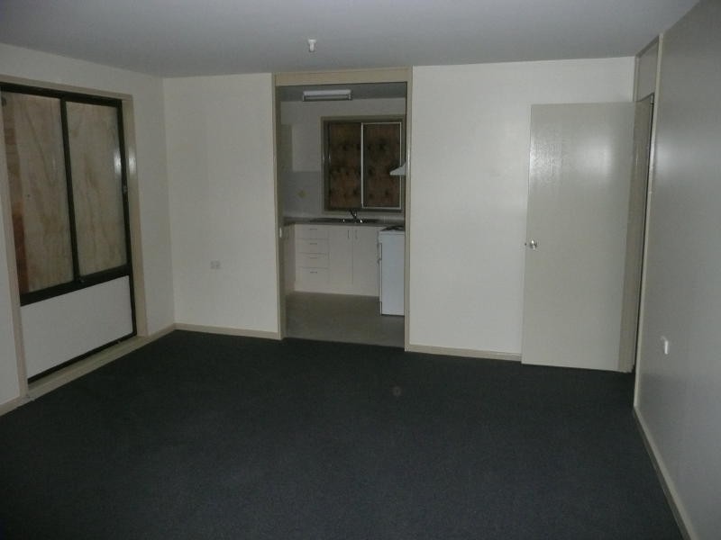 18 Valerie Street, Taree NSW 2430