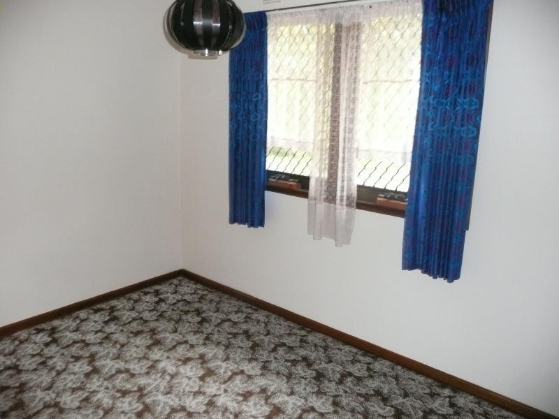 24 Valerie Street, Taree NSW 2430