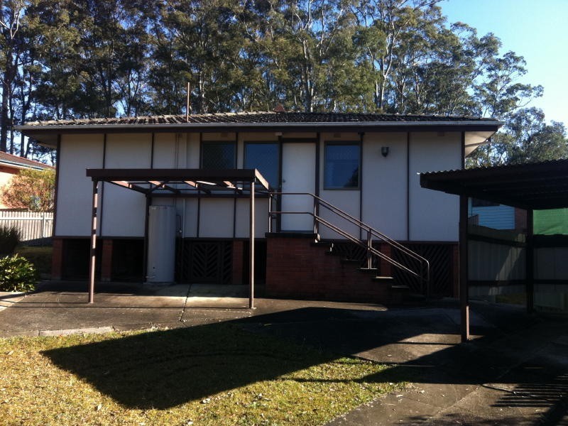 24 Valerie Street, Taree NSW 2430