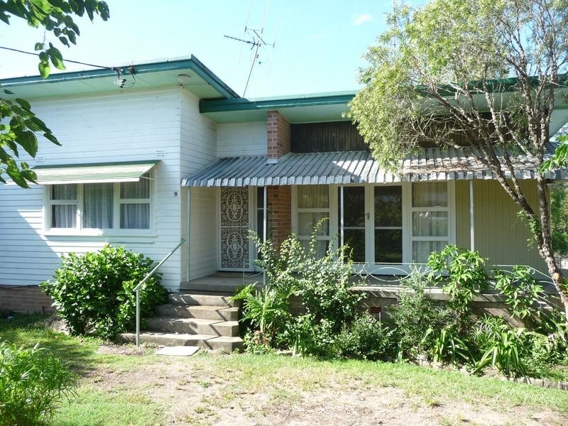 8 Richardson Street, Taree NSW 2430