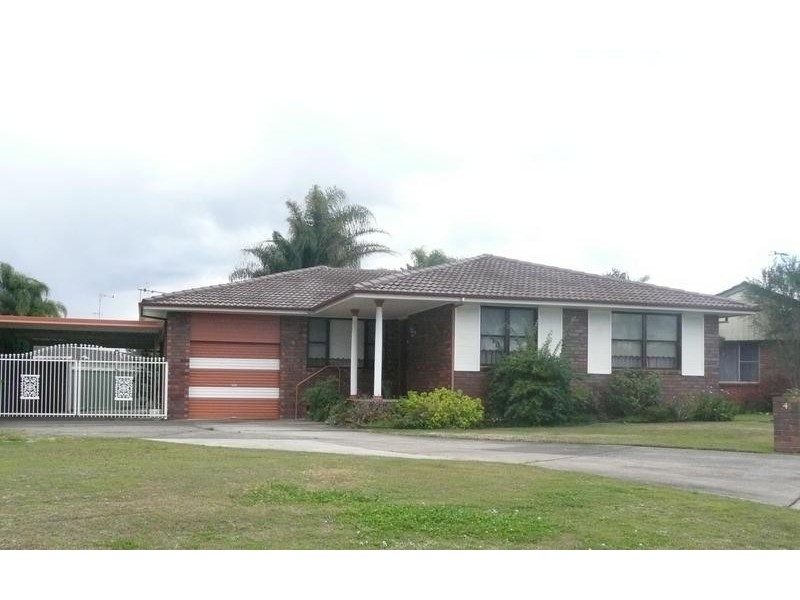 4 Wattle Close, Taree NSW 2430