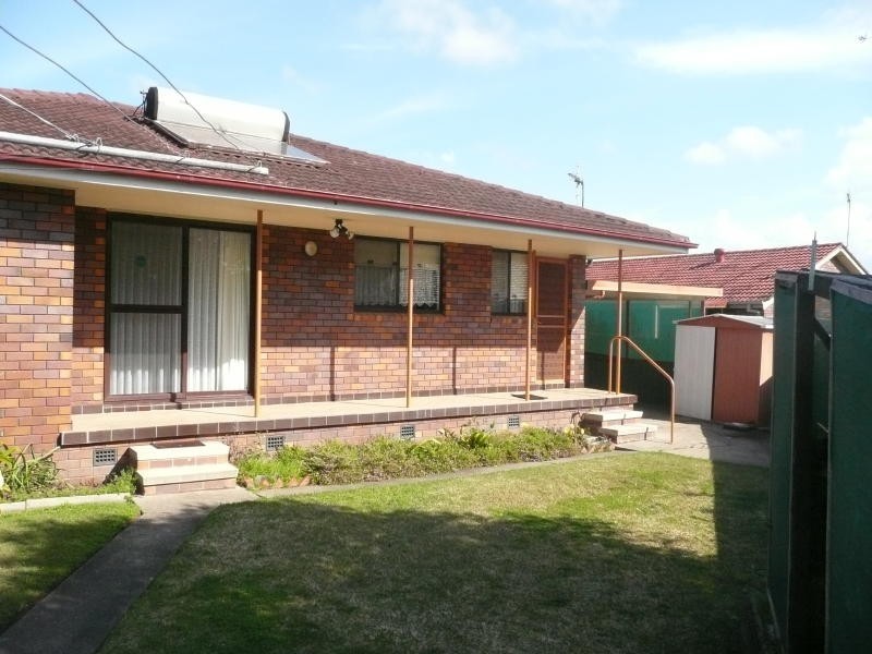 4 Wattle Close, Taree NSW 2430