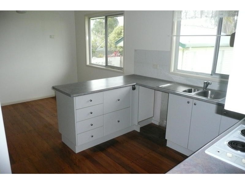 1 Donald Avenue, Taree NSW 2430