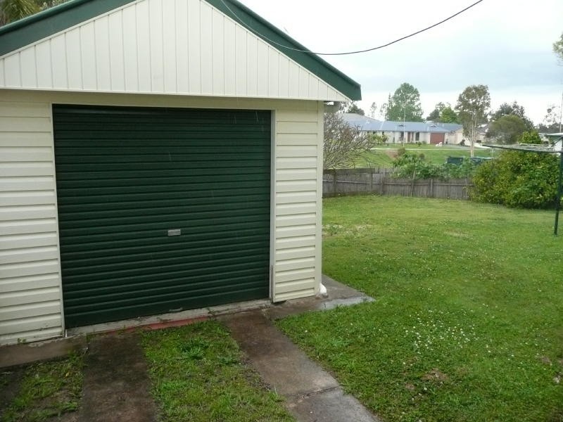 1 Donald Avenue, Taree NSW 2430