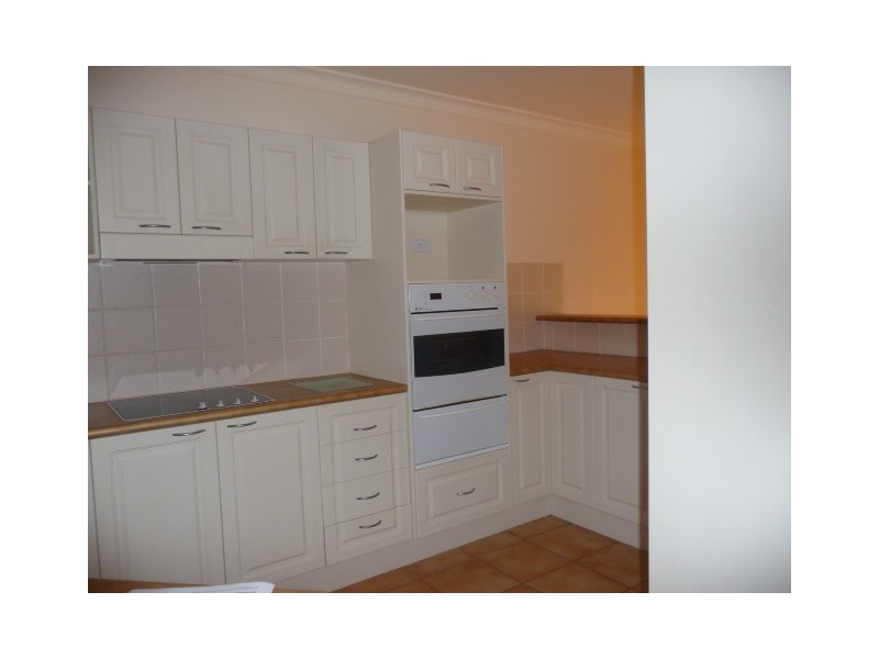 3/32 Lewis Street, Old Bar NSW 2430