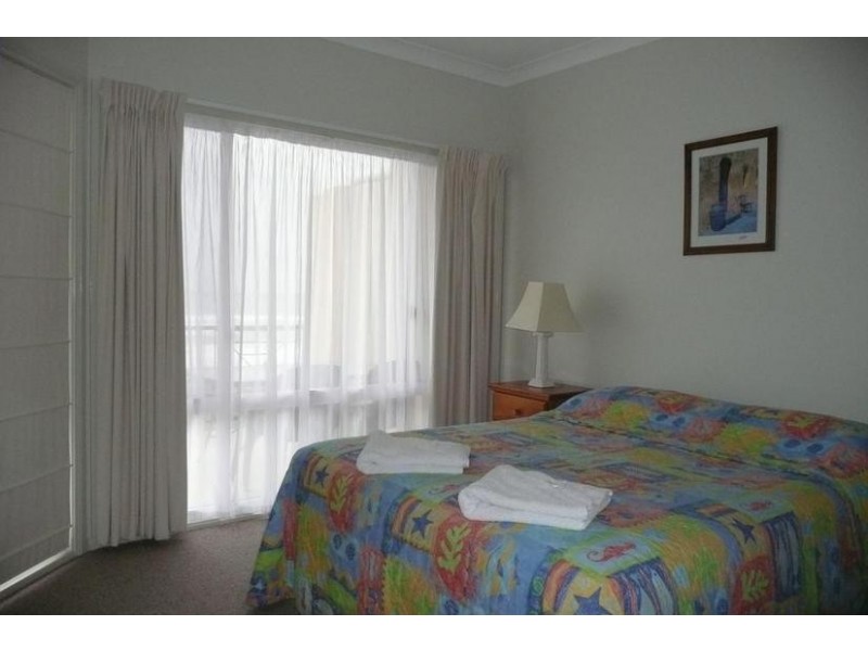11/32 Lewis Street, Old Bar NSW 2430