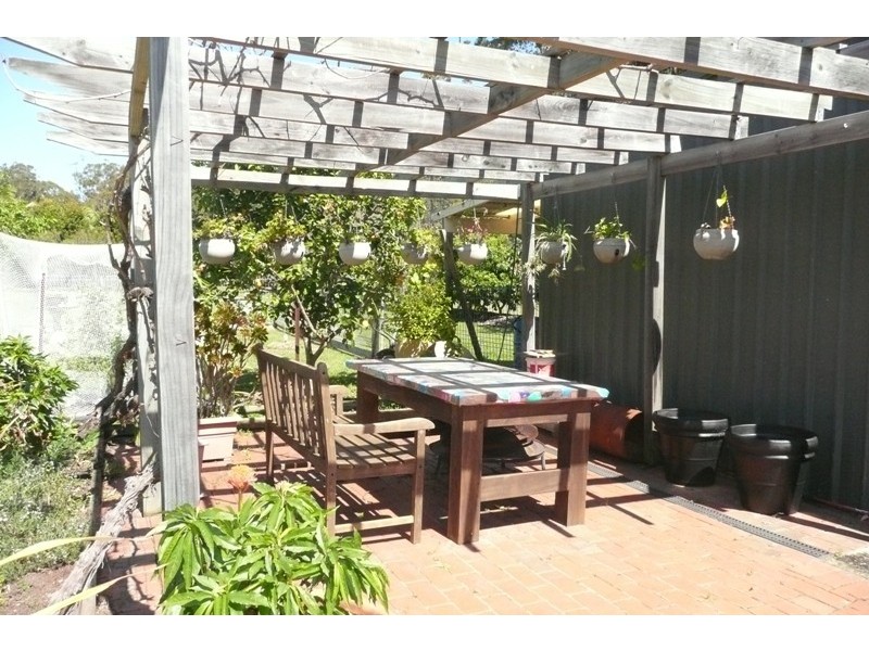 16 South Heron Road, Old Bar NSW 2430
