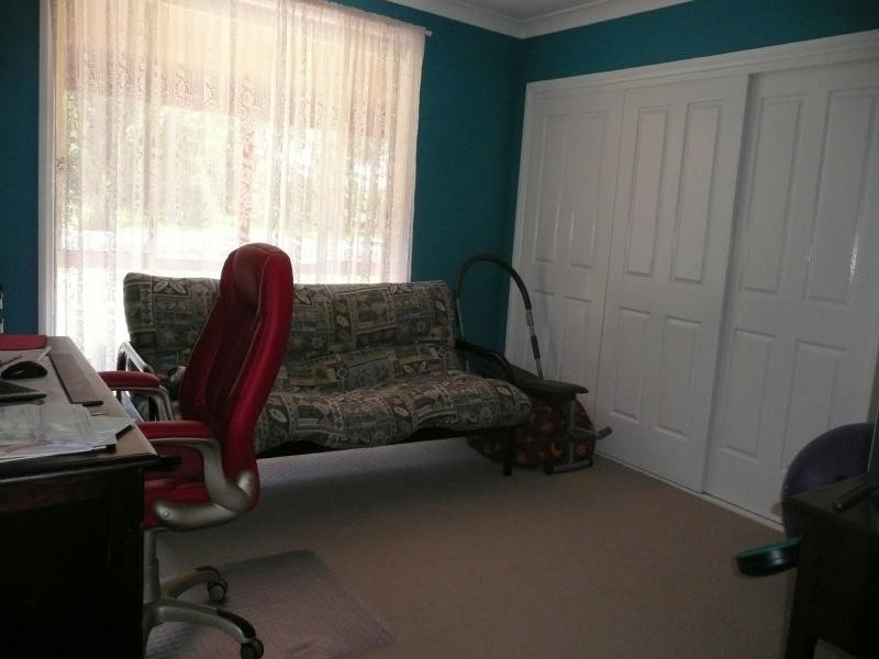 16 South Heron Rd, Old Bar NSW 2430