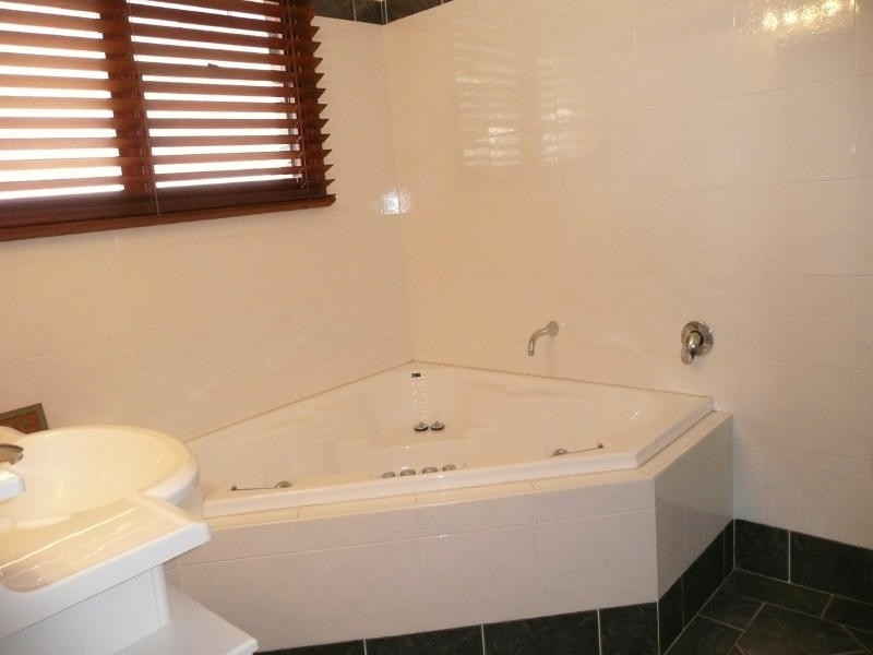 39 Lawson, Taree NSW 2430