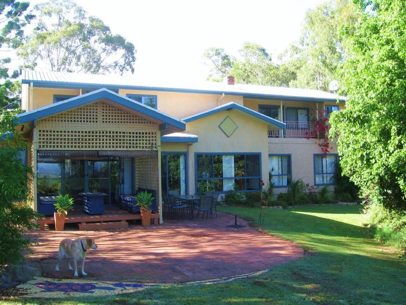 2 McLeod Close, Taree NSW 2430