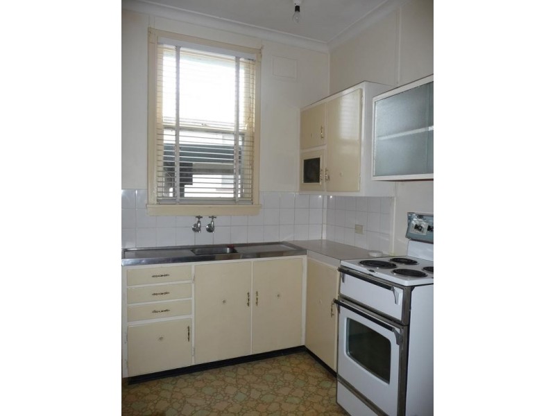 11 Plummer Street, Taree NSW 2430