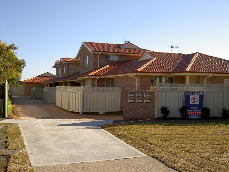 2/135 High Street, Taree NSW 2430