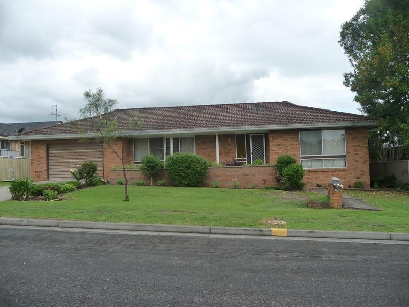 11 Wootton Crescent, Taree NSW 2430
