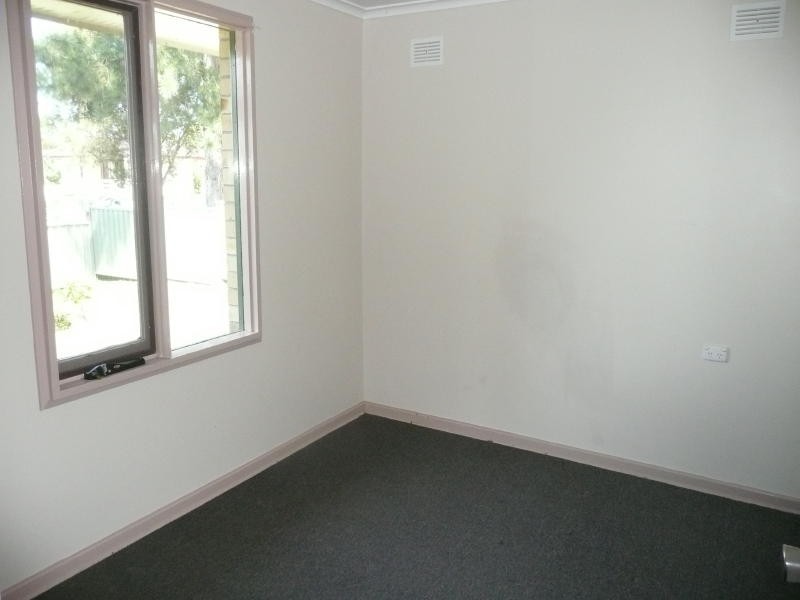 2 Denva Bird Way, Taree NSW 2430