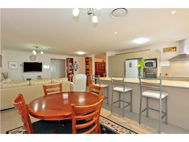 17 Riverlinks Court, Taree NSW 2430