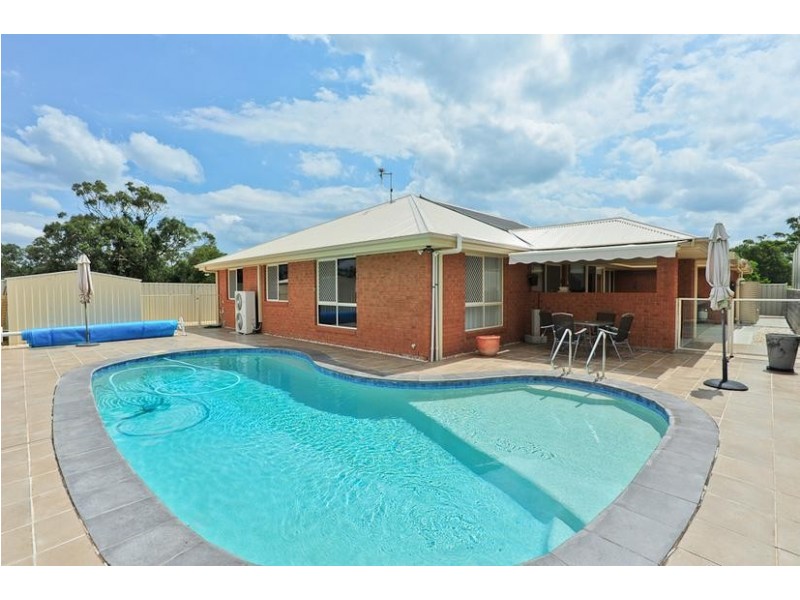 17 Riverlinks Court, Taree NSW 2430