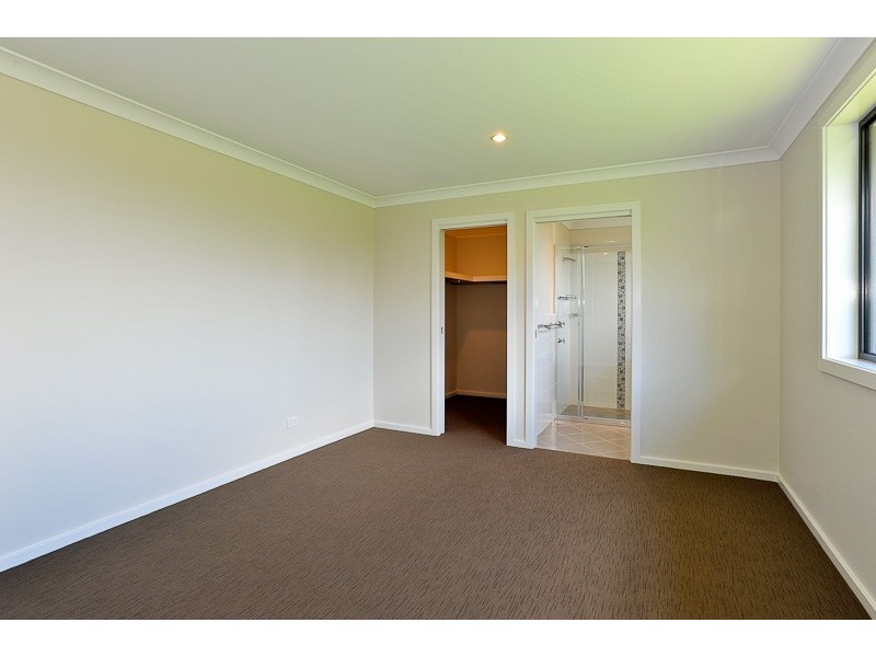 17 Edinburgh Drive, Taree NSW 2430