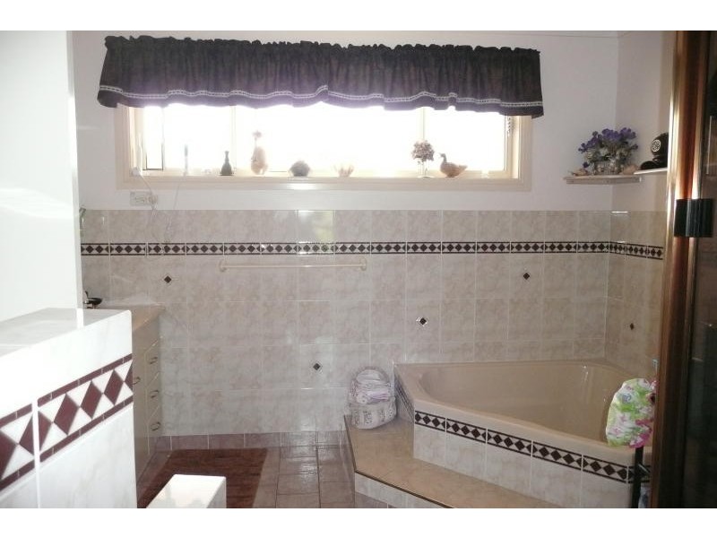 5 Seaton Park Close, Taree NSW 2430