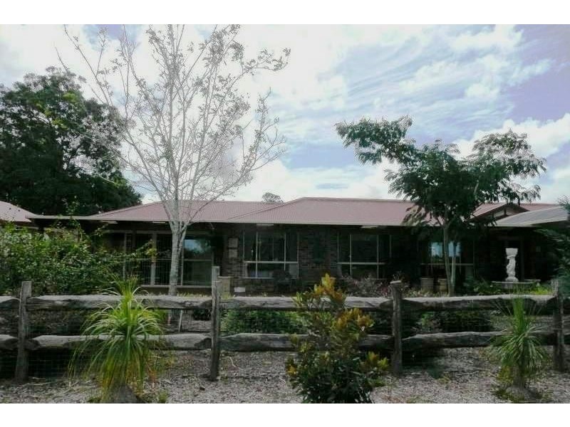 5 Seaton Park Close, Taree NSW 2430