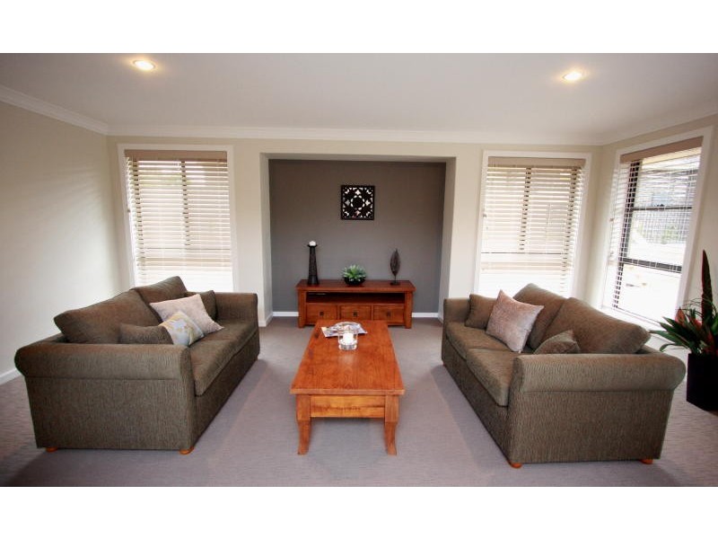 21 Edinburgh Drive, Taree NSW 2430