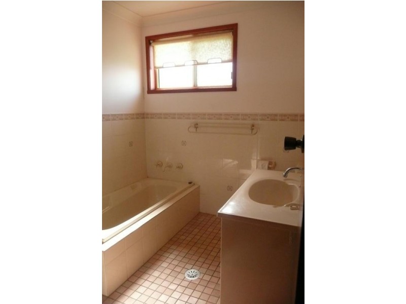 2/81 Pulteney Street, Taree NSW 2430