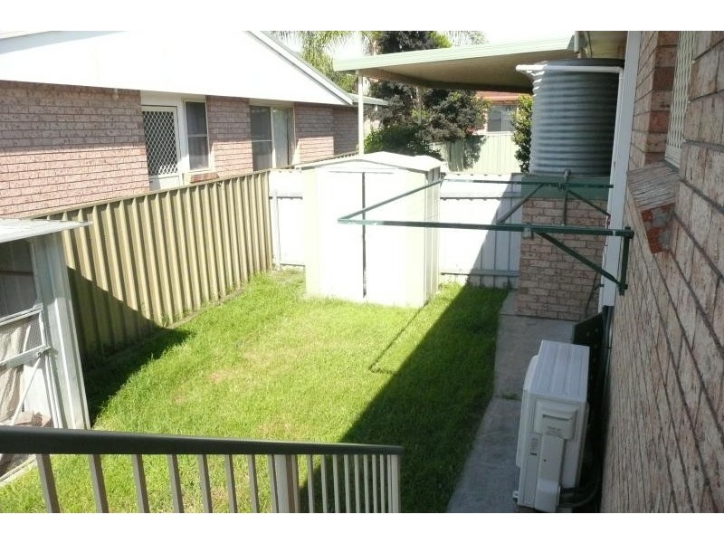 2/81 Pulteney Street, Taree NSW 2430