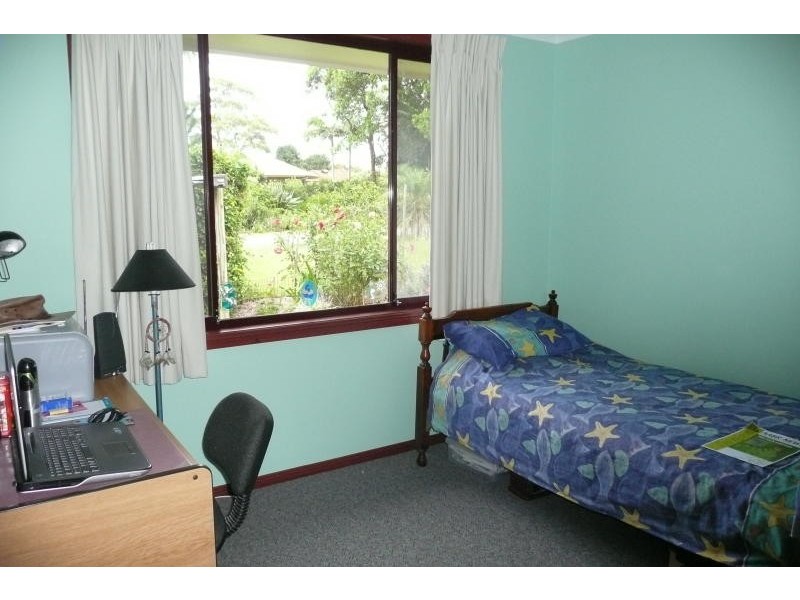 5 Eucalypt Close, Old Bar NSW 2430