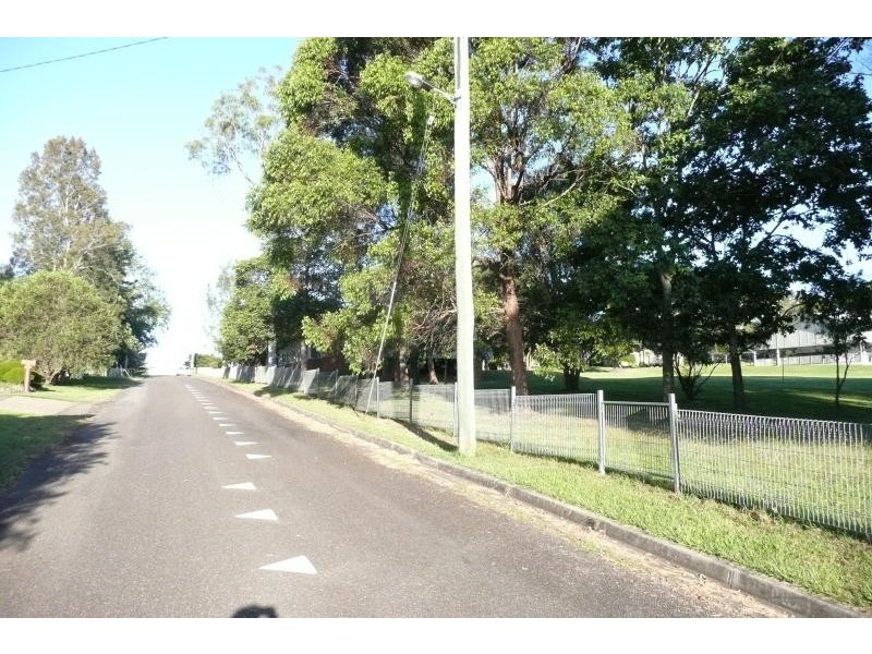 11 Hutchinson Street, Tinonee NSW 2430