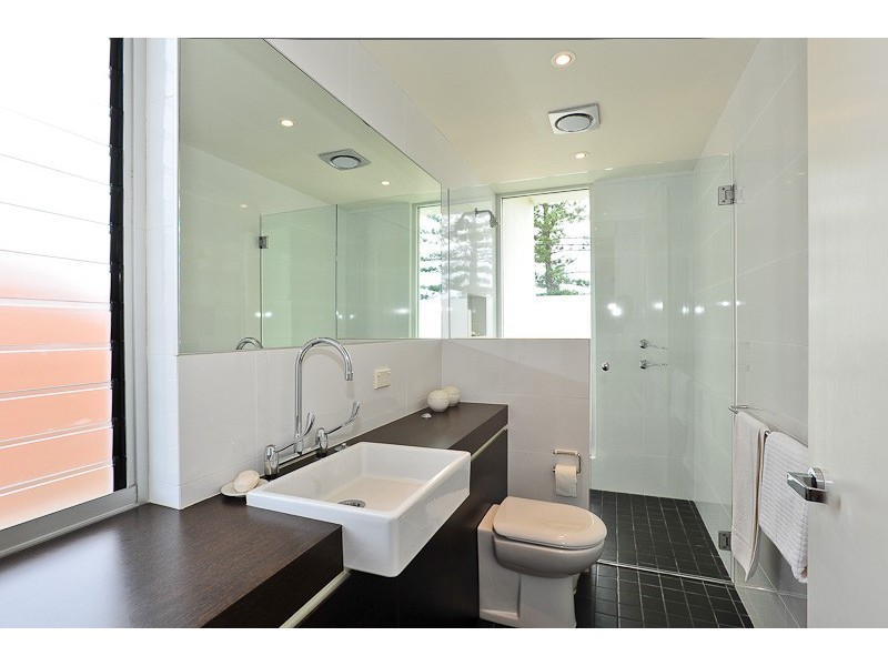 1 & 2/23 Main Street, Hallidays Point NSW 2430