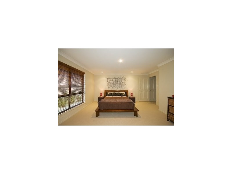 25 Shantull Drive, Wallabi Point NSW 2430