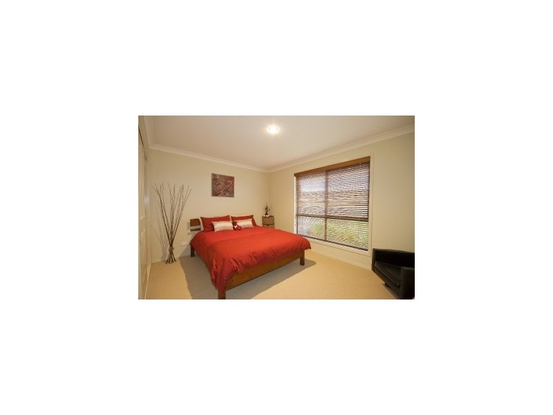 25 Shantull Drive, Wallabi Point NSW 2430
