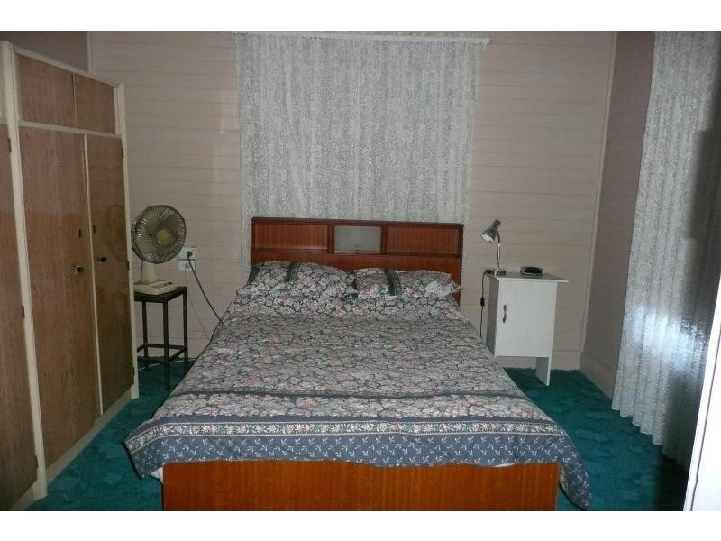 1 Eric Street, Taree NSW 2430