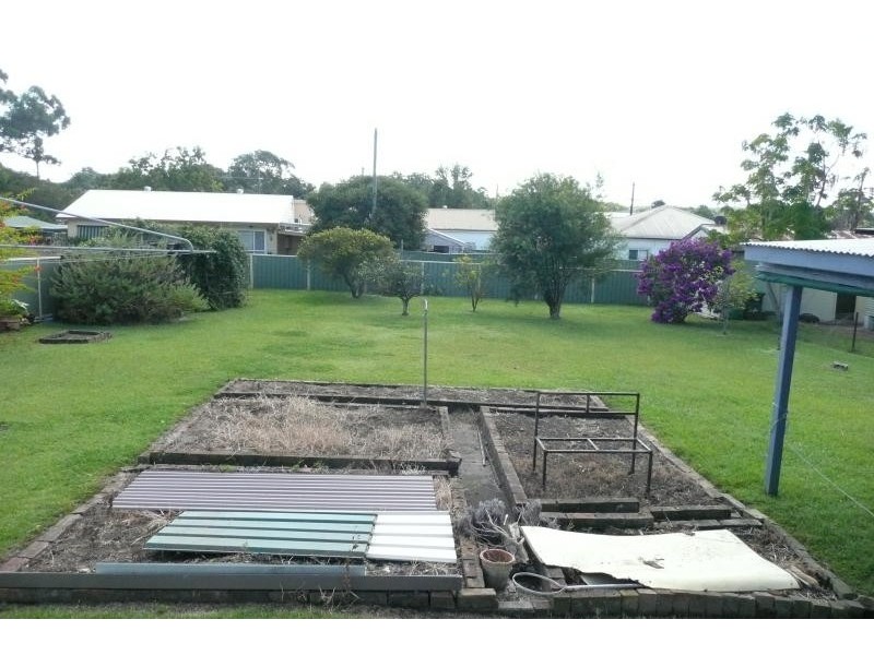 1 Eric Street, Taree NSW 2430