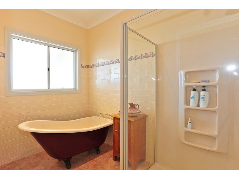 2A Plover Street, Taree NSW 2430