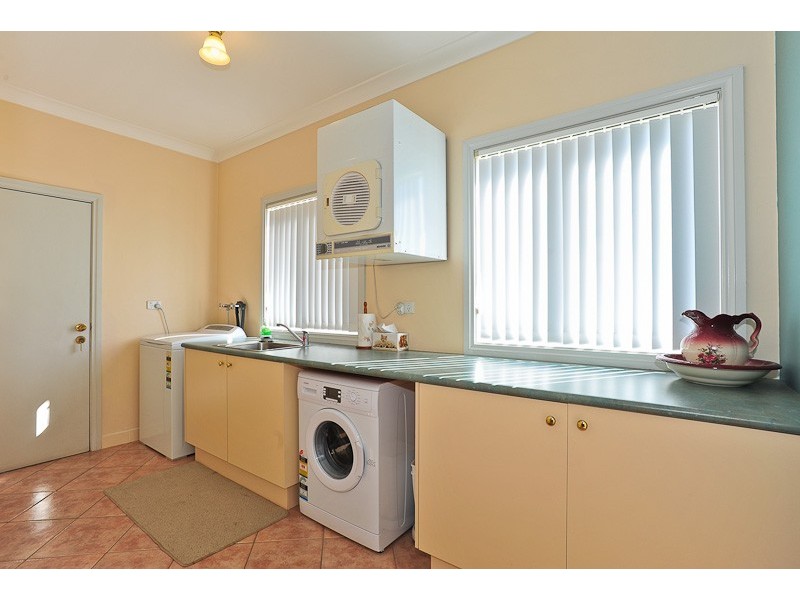 2A Plover Street, Taree NSW 2430