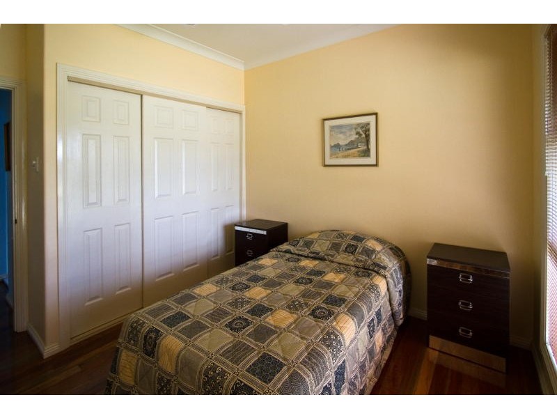 2 Mason Cl, Taree NSW 2430