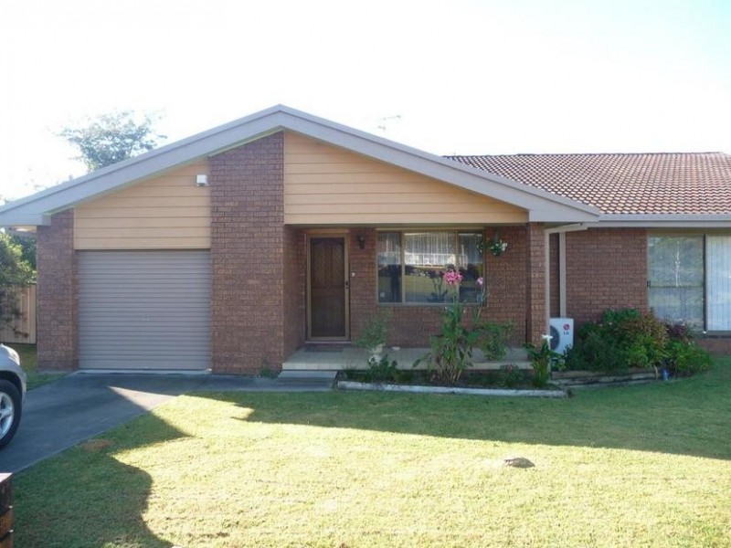 2/25 Illingari Circuit, Taree NSW 2430