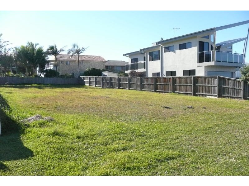 8 Ocean Drive, Wallabi Point NSW 2430