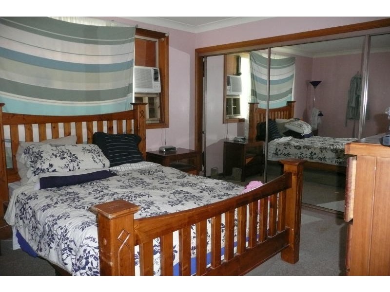 10 Alonbar Street, Taree NSW 2430