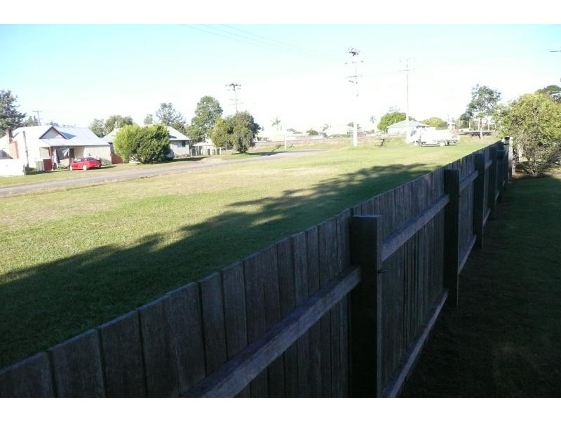 39 High Street, Taree NSW 2430