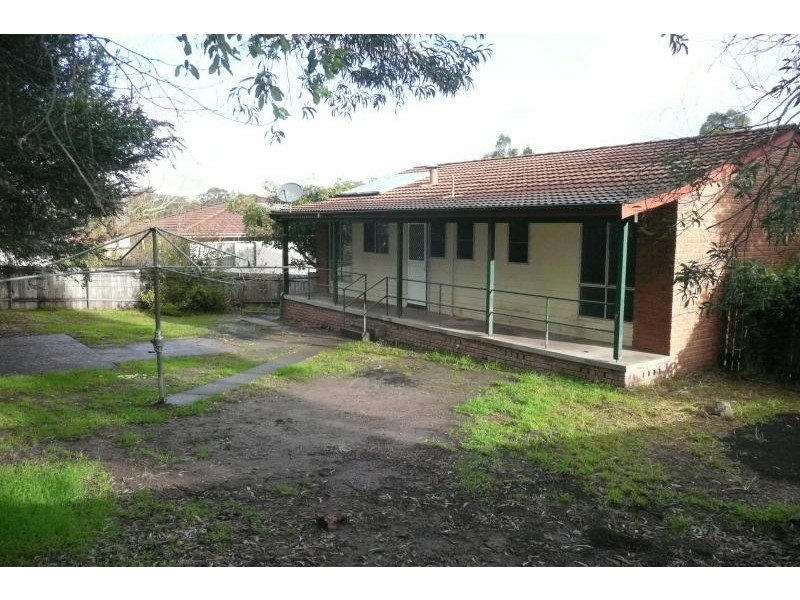 8 Hughes Street, Taree NSW 2430