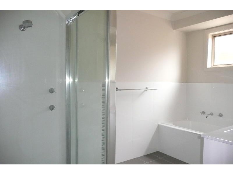 2 Breeze Way, Old Bar NSW 2430