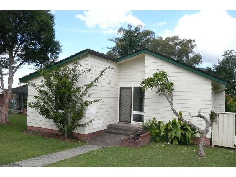1 PINDARI CRESCENT, Taree NSW 2430