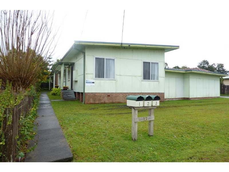 13 Mackay Street, Taree NSW 2430