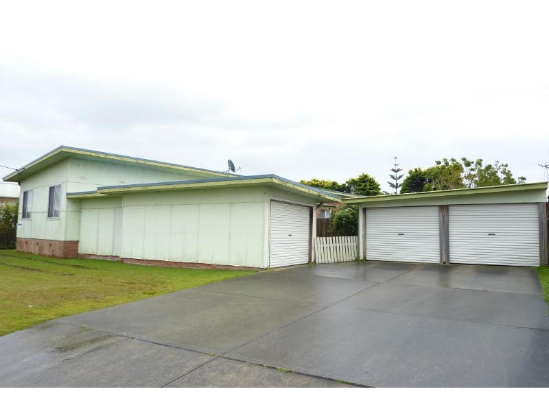 13 Mackay Street, Taree NSW 2430